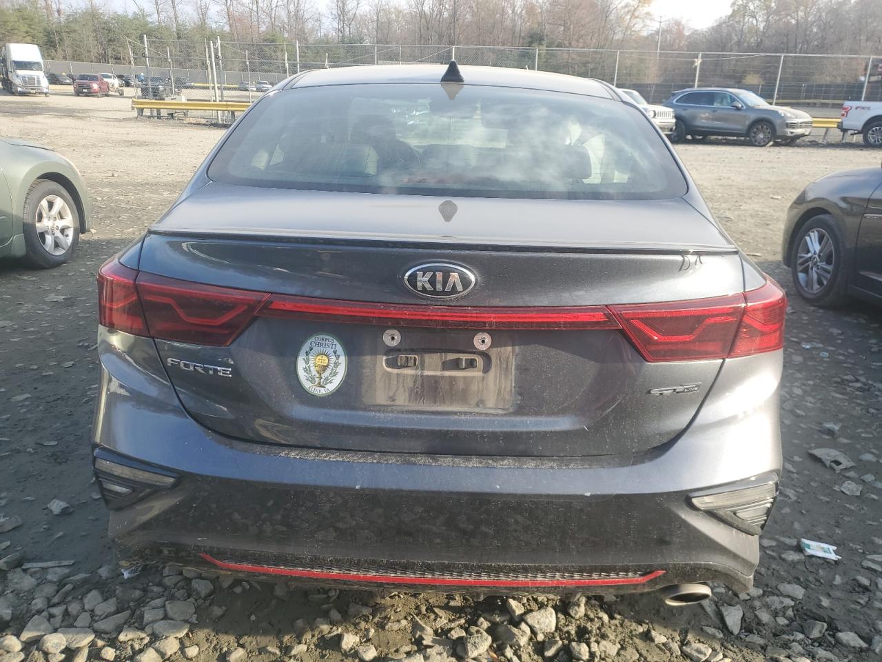 2021 Kia Forte - Image 6