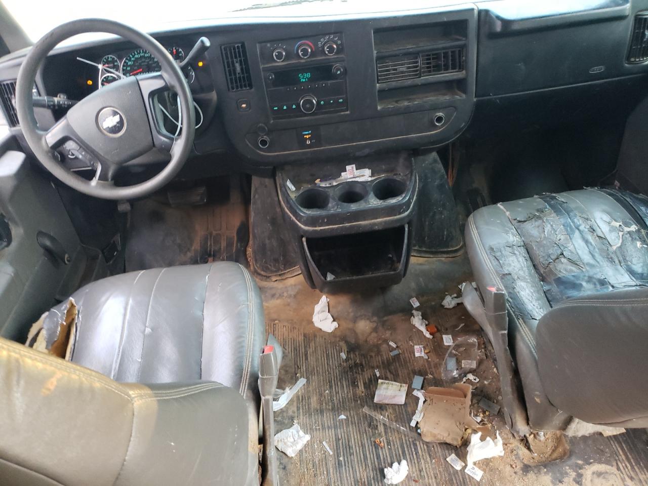 2008 Chevrolet Express - Image 8