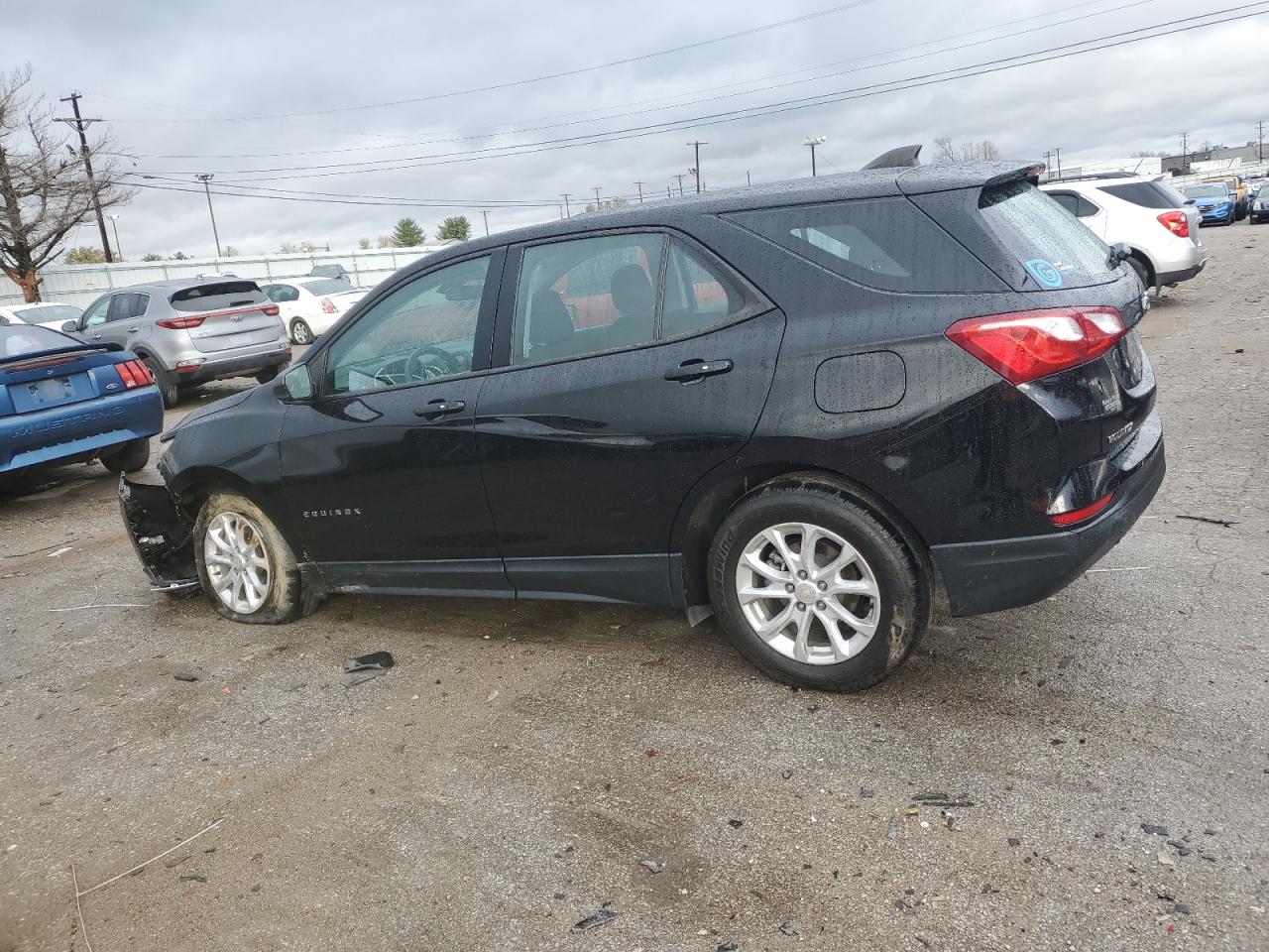 2019 Chevrolet Equinox - Image 2