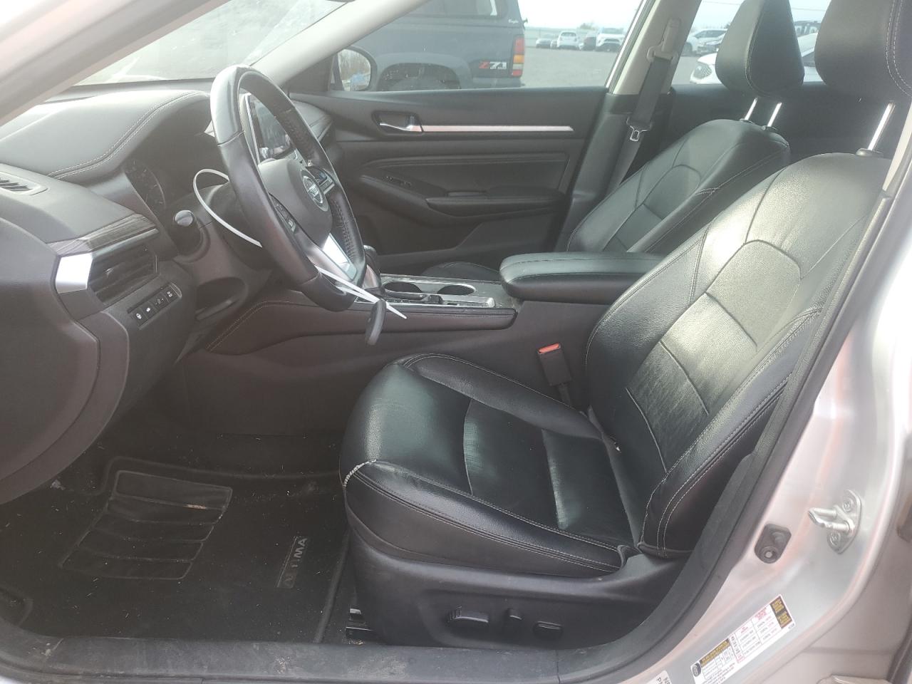 2019 Nissan Altima - Image 7