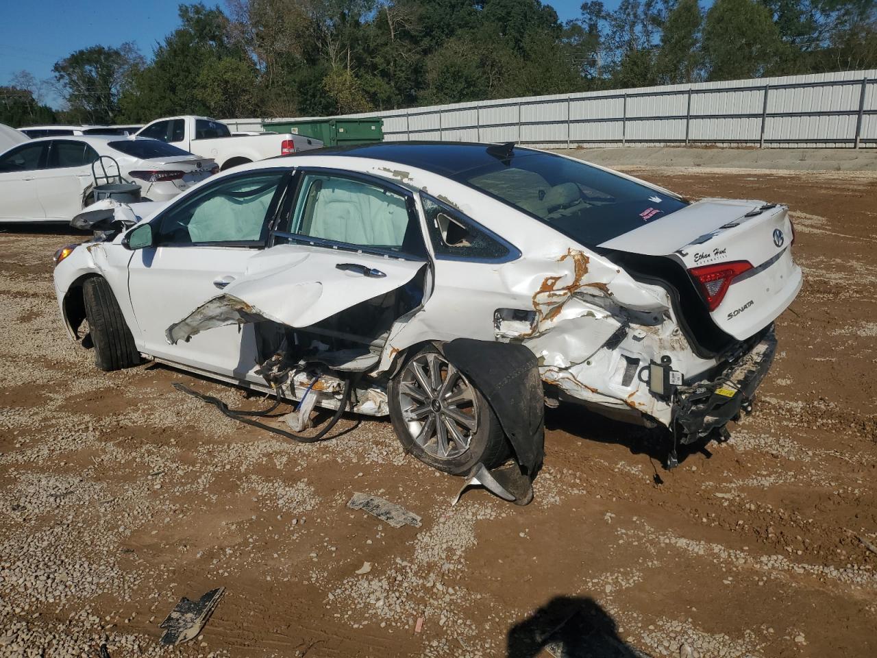 2016 Hyundai Sonata - Image 2