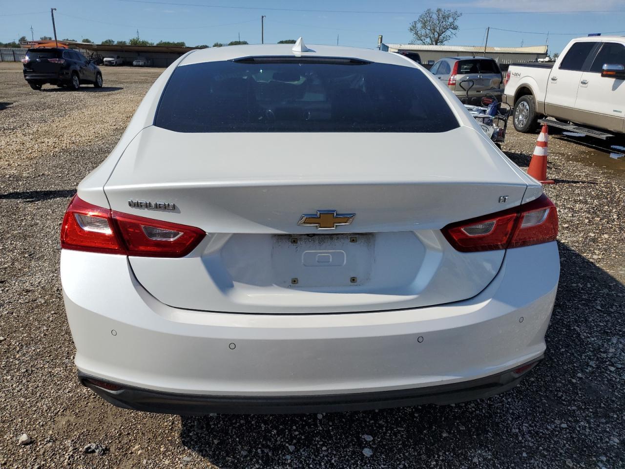 VIN 1G1ZE5ST3GF283667 2016 CHEVROLET MALIBU no.6