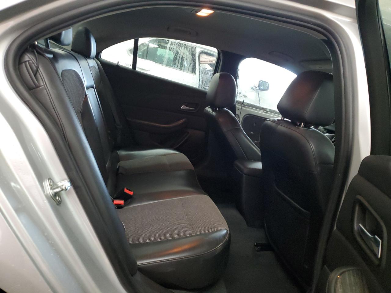 2014 Chevrolet Malibu - Image 10