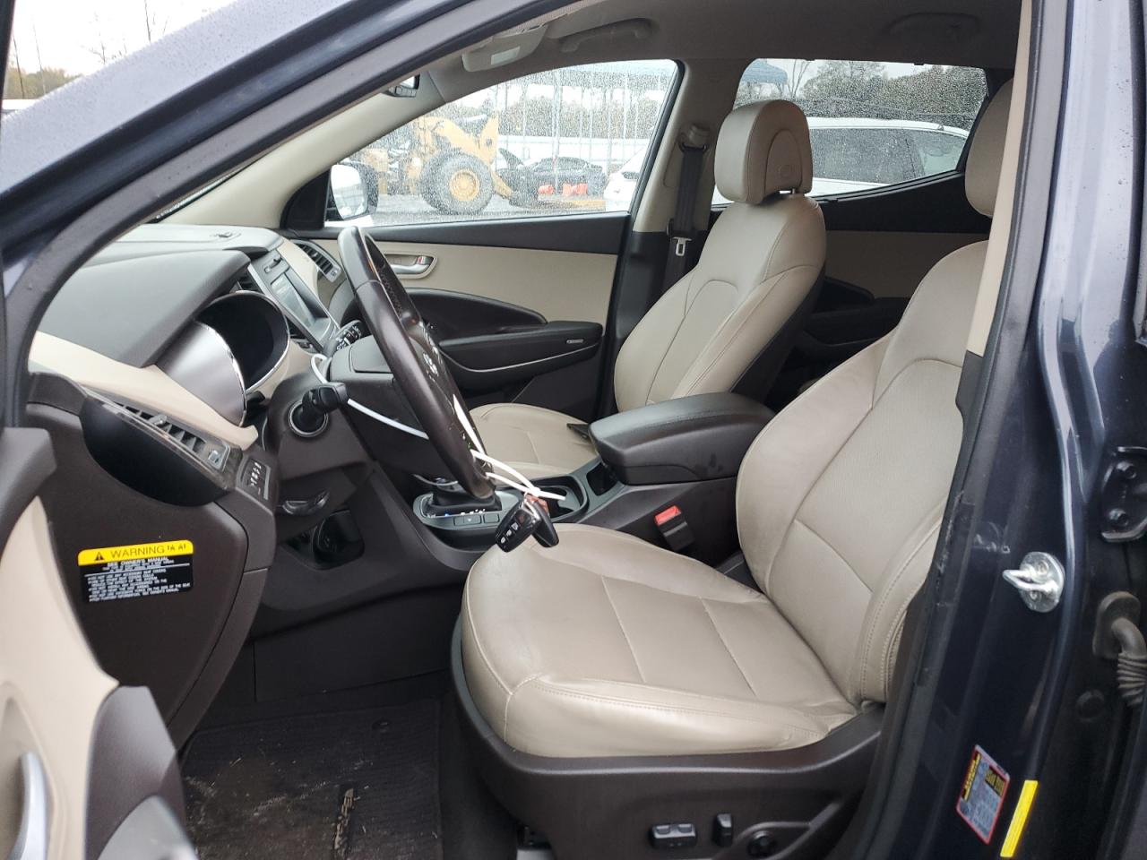 2017 Hyundai Santa Fe - Image 7
