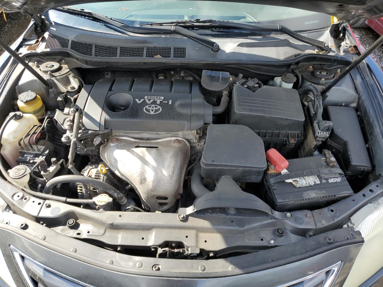 2010 Toyota Camry - Image 11