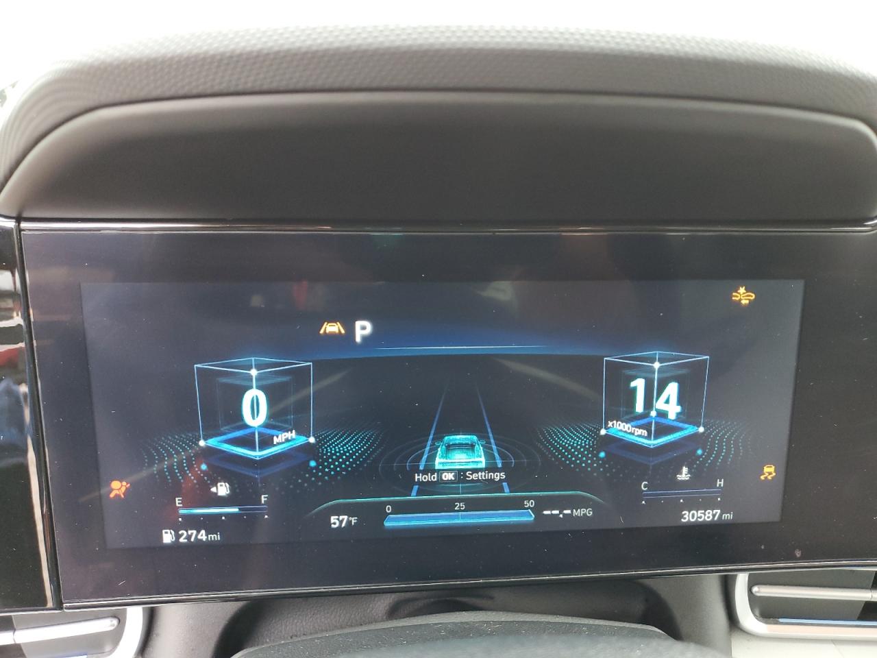 2023 Hyundai Elantra - Image 9