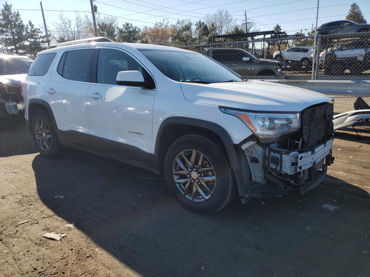 VIN 1GKKNULS7HZ222643 2017 GMC ACADIA no.4