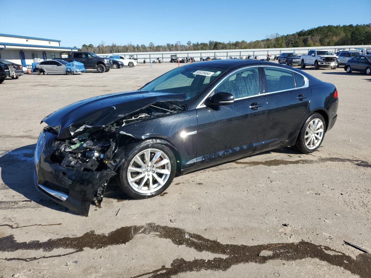 2013 Jaguar XF - Image 1