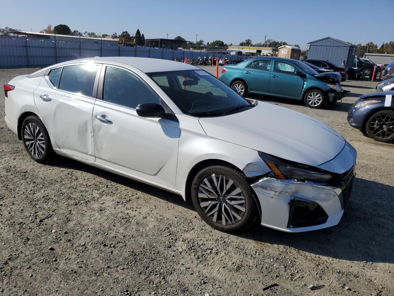 2024 Nissan Altima - Image 4