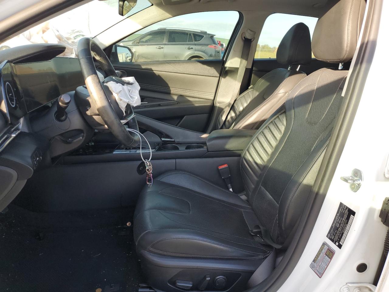 2021 Hyundai Elantra - Image 7