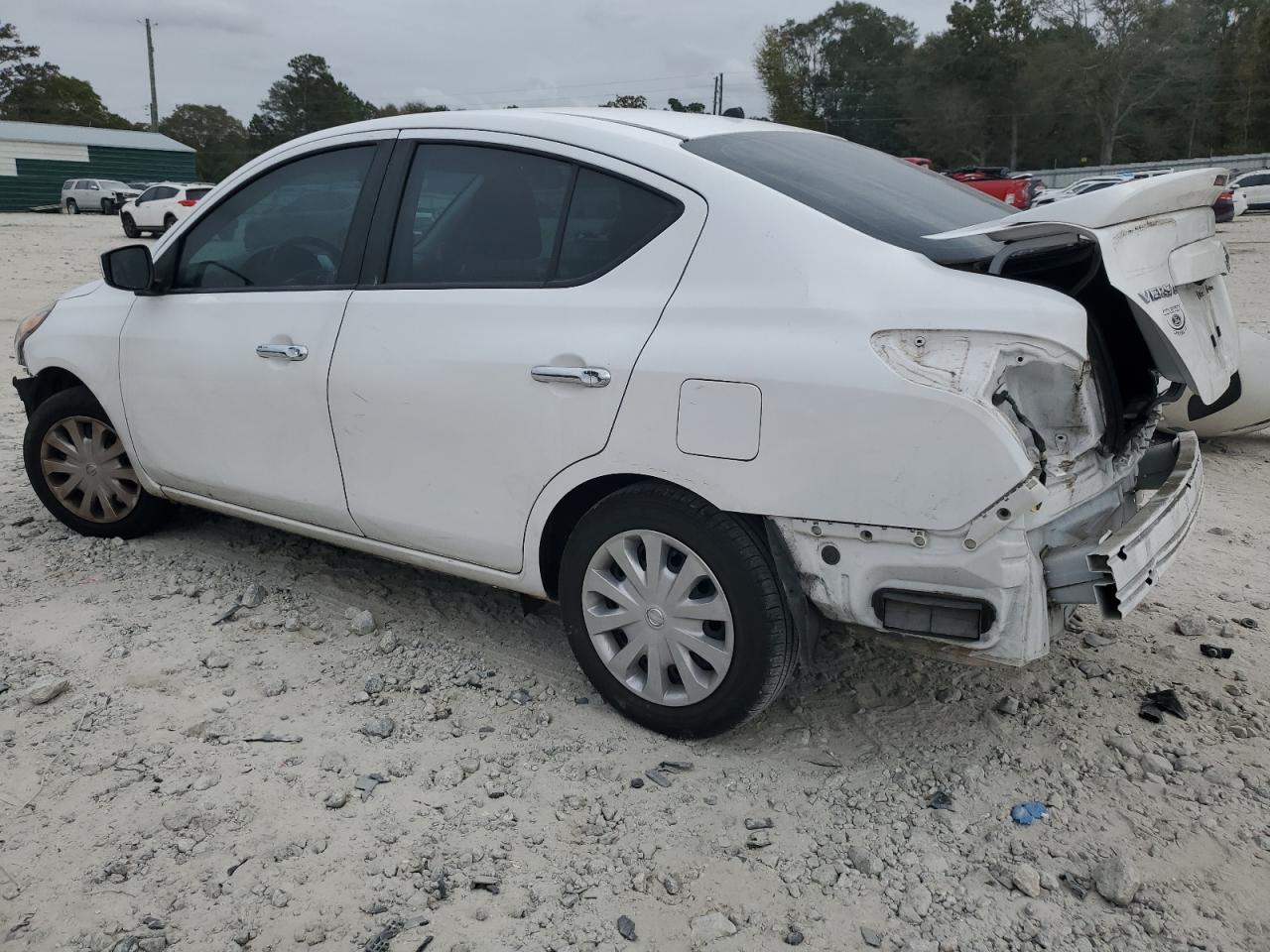 2019 Nissan Versa - Image 2