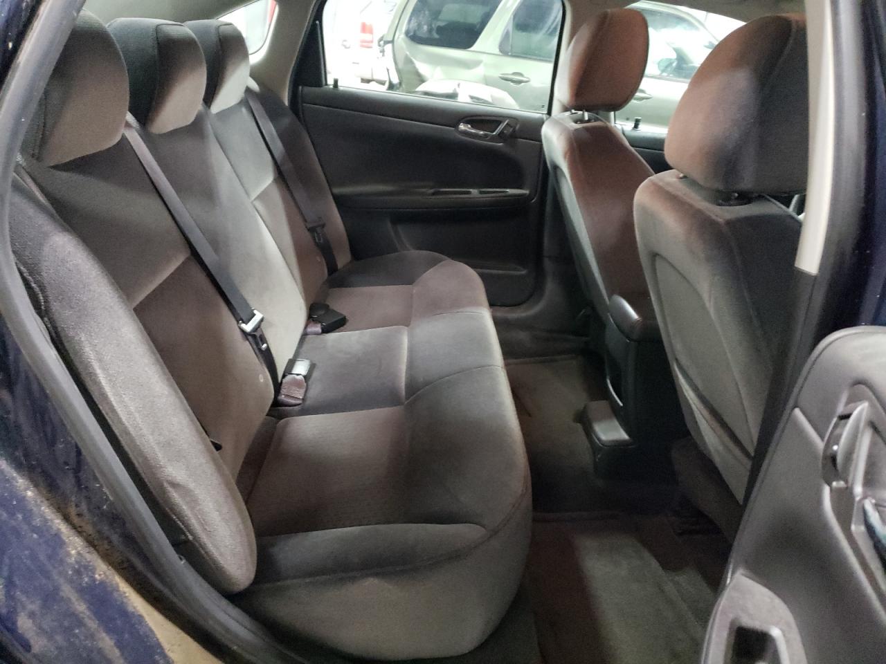 2010 Chevrolet Impala - Image 10