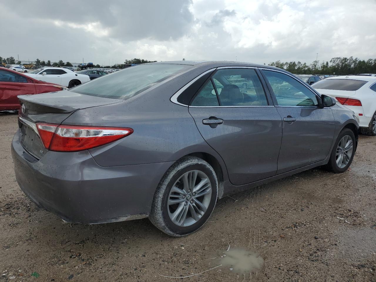 2017 Toyota Camry - Image 3