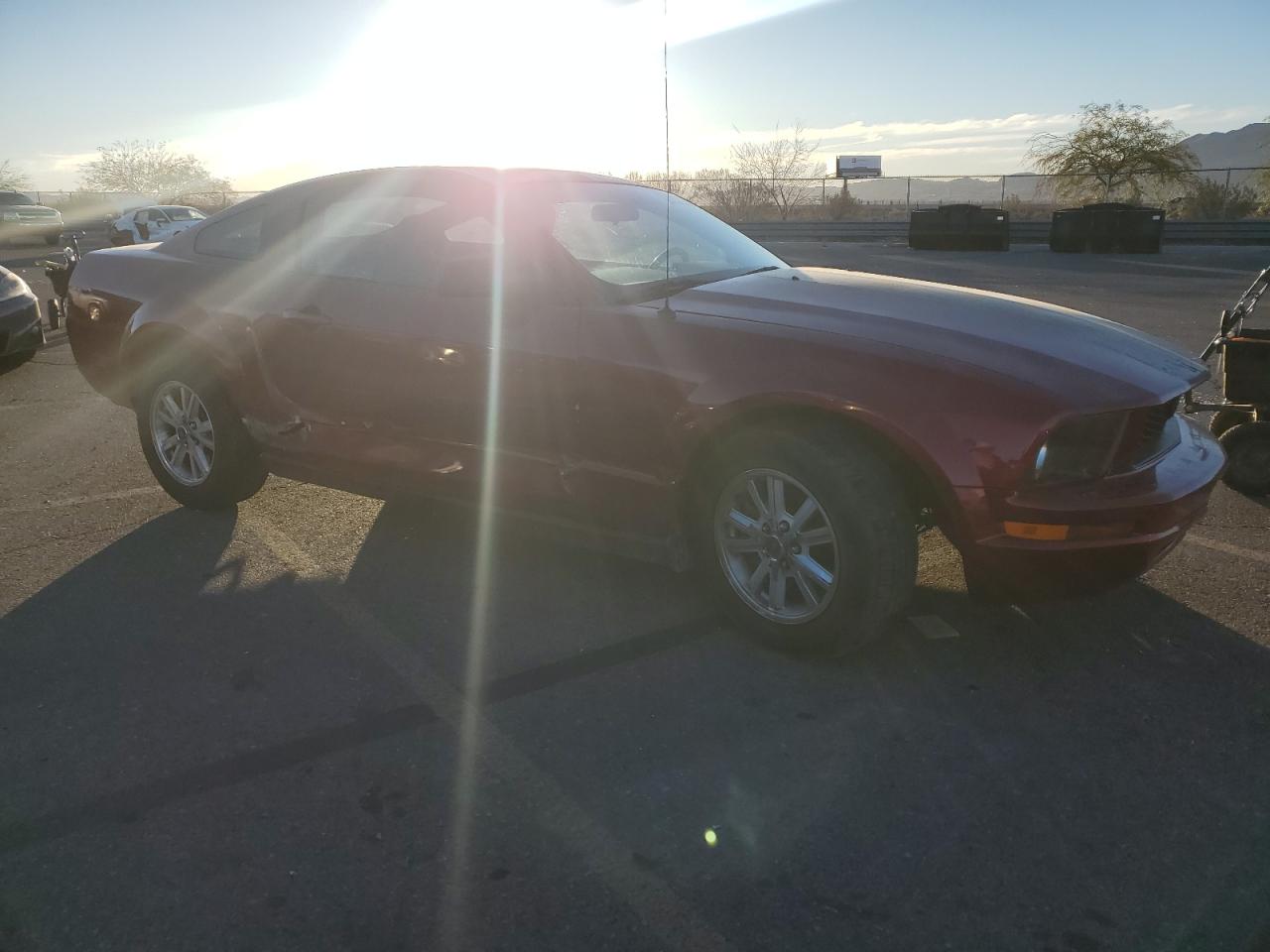 2007 Ford Mustang - Image 4