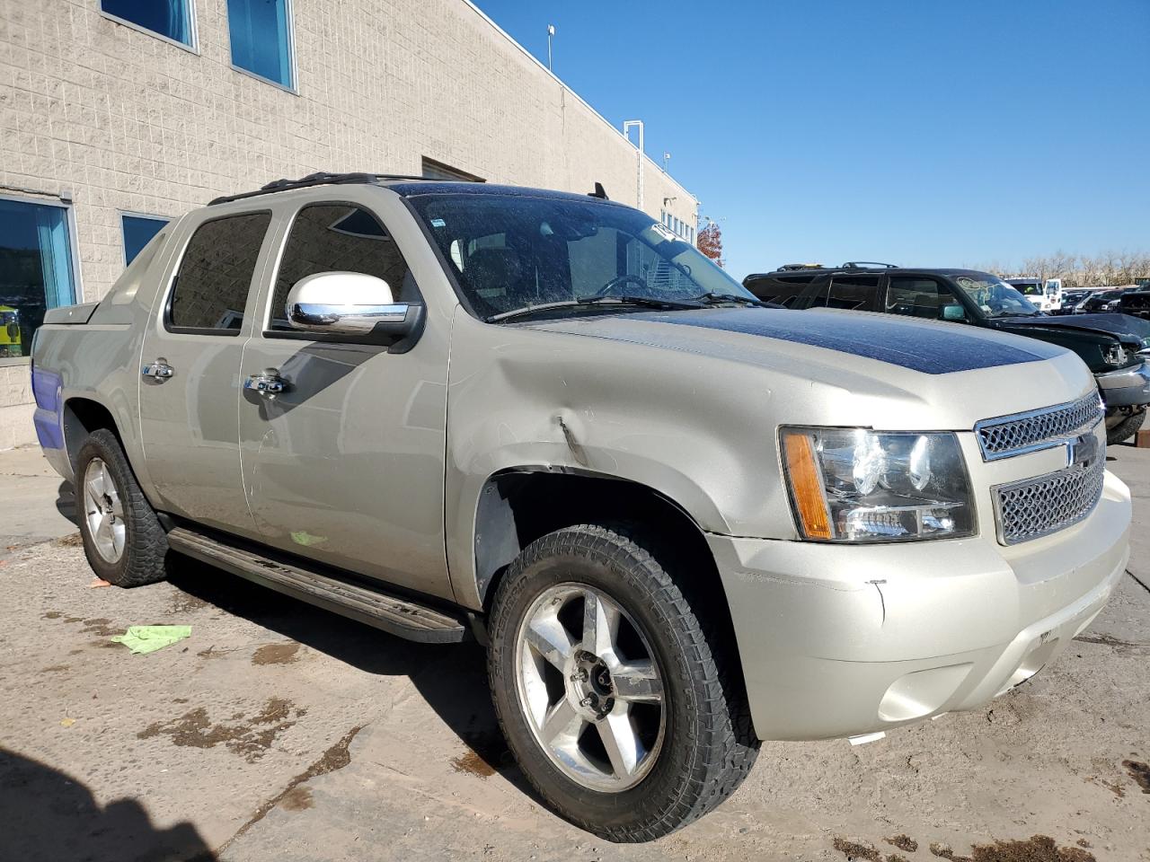 2007 Chevrolet Avalanche - Image 4