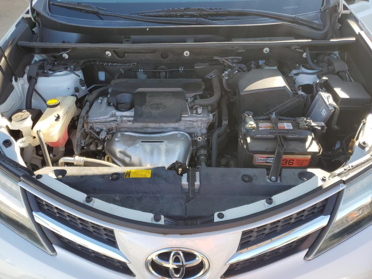 2015 Toyota RAV 4 - Image 12