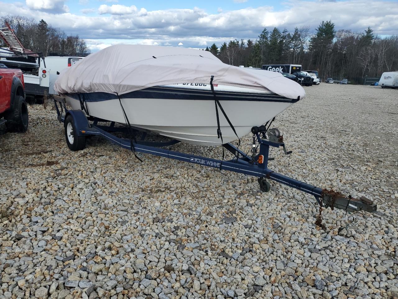 2001 Four Winns Boat W/Tra for Sale in Candia, NH - Normal Wear