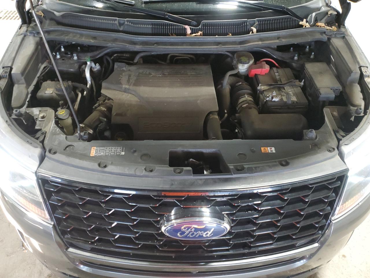 2019 Ford Explorer - Image 12