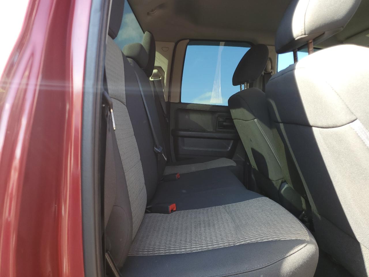 2012 Dodge RAM - Image 10
