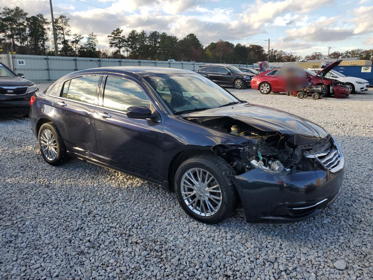 2012 Chrysler 200 - Image 4