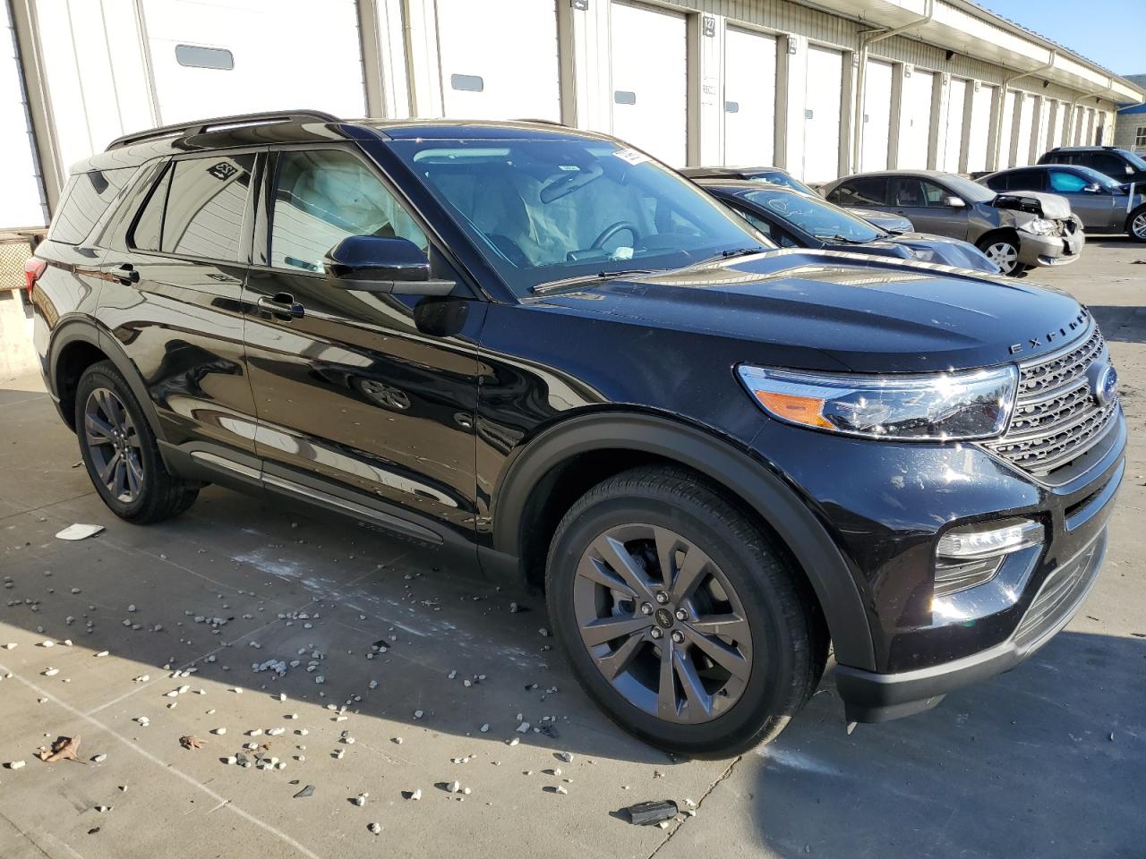 2023 Ford Explorer - Image 4