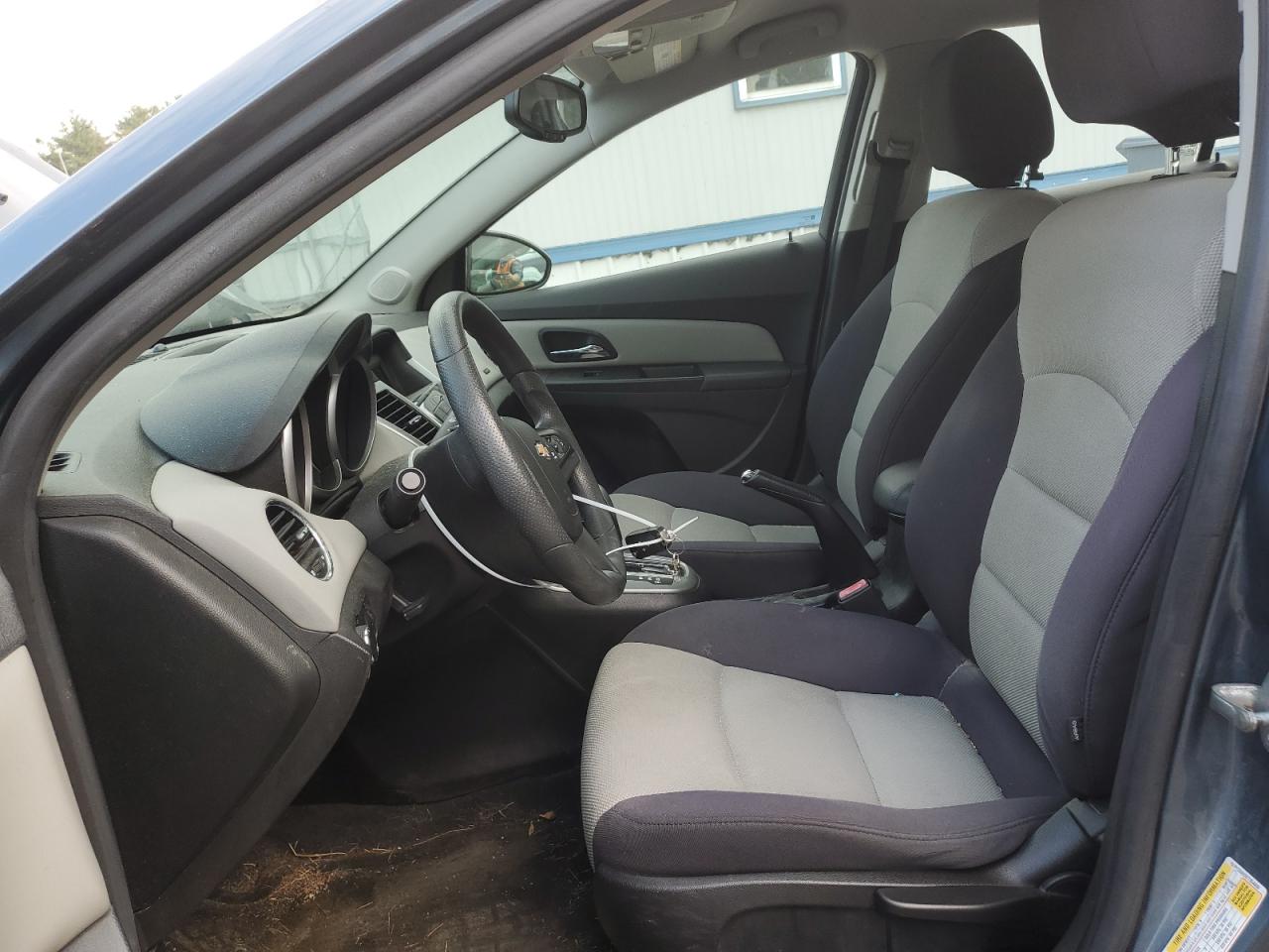 2012 Chevrolet Cruze - Image 7