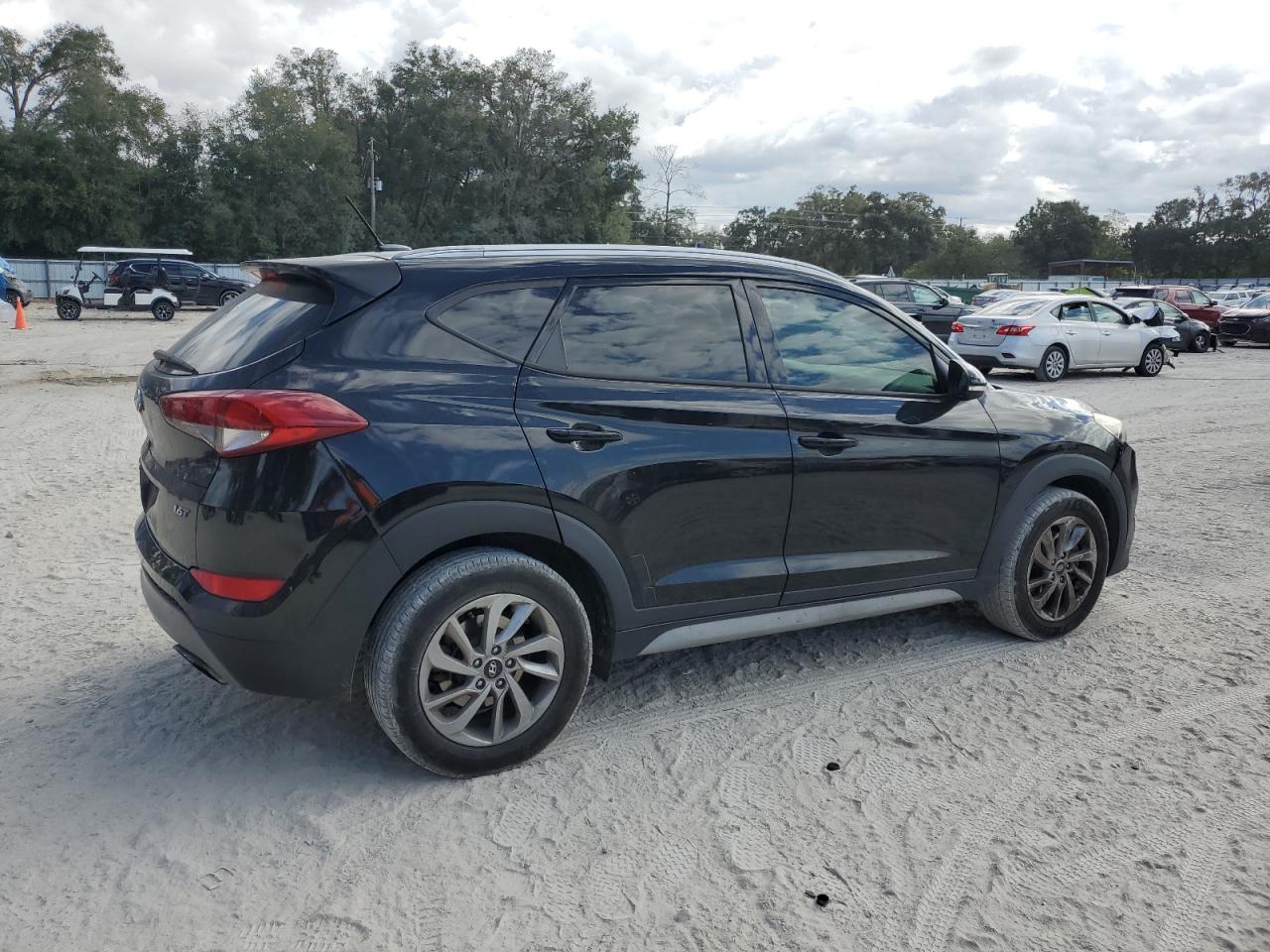 2017 Hyundai Tucson - Image 3
