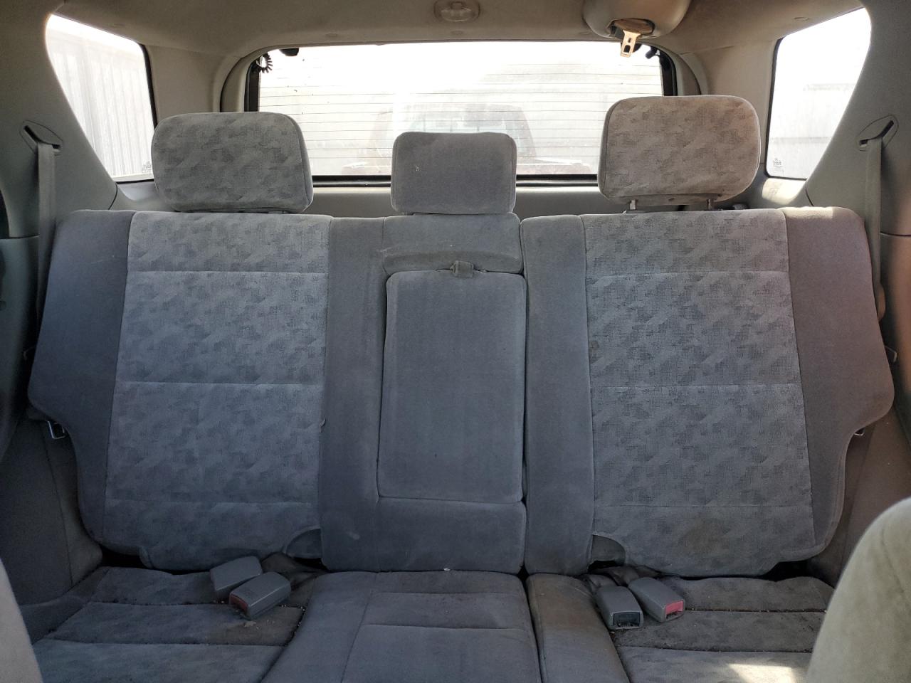 2005 Kia Sorento Ex VIN: KNDJD733255456373 Lot: 82689404