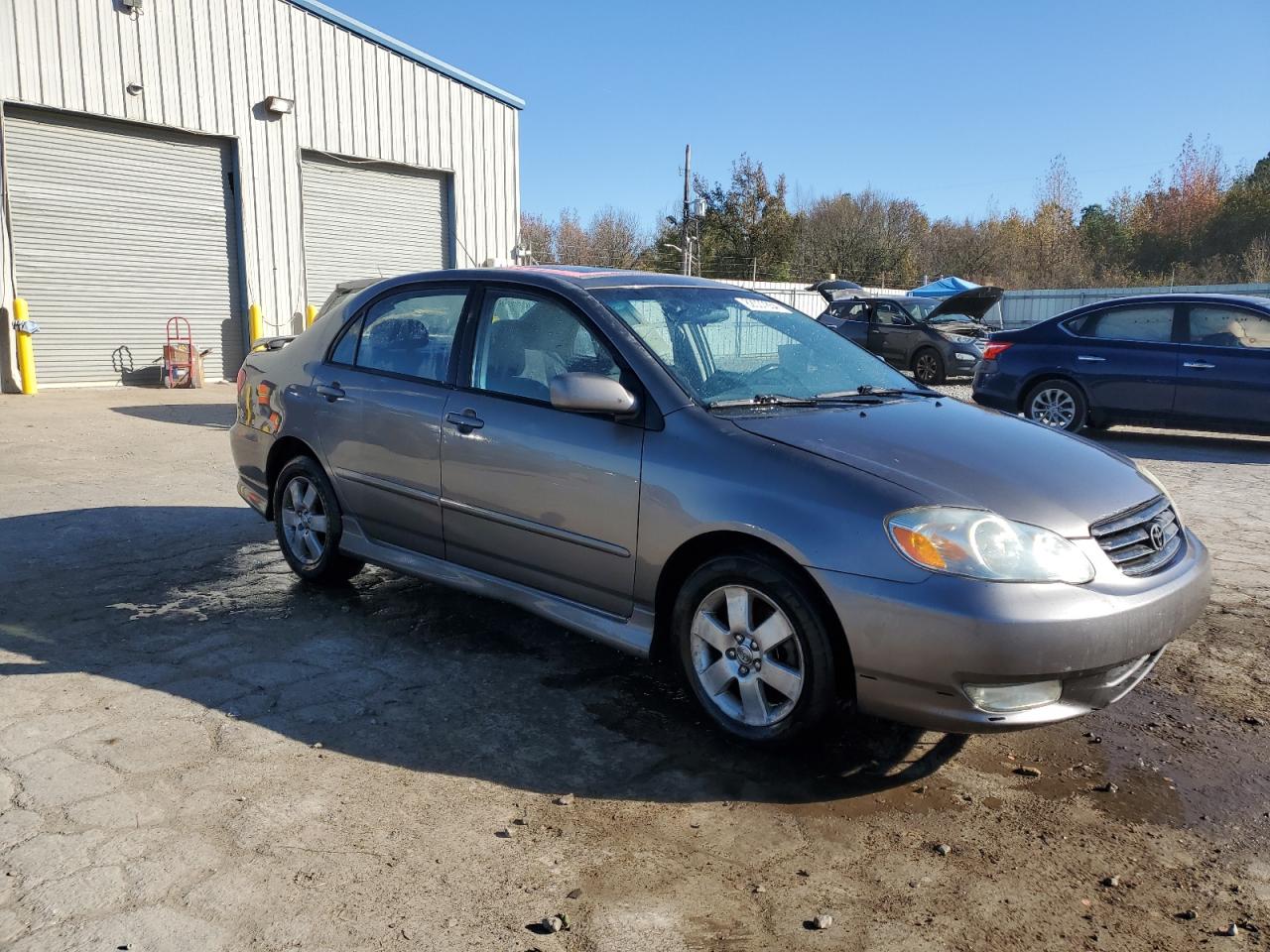 2004 Toyota Corolla - Image 4