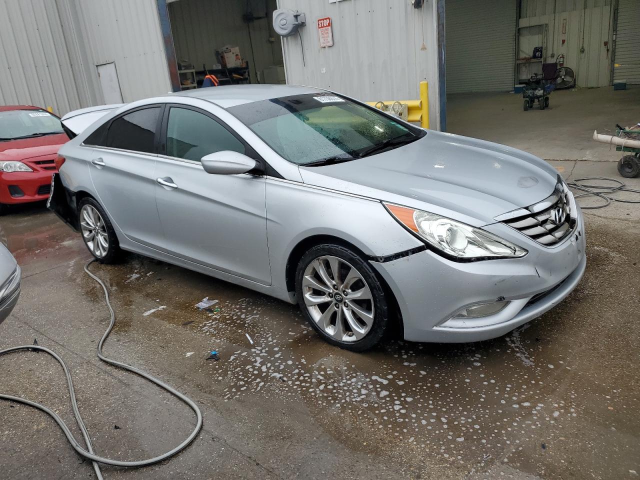 2013 Hyundai Sonata - Image 4