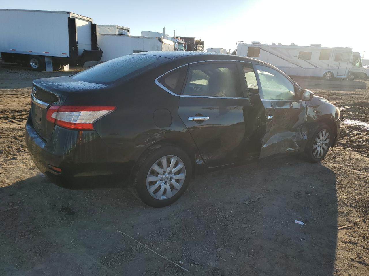 2015 Nissan Sentra - Image 3