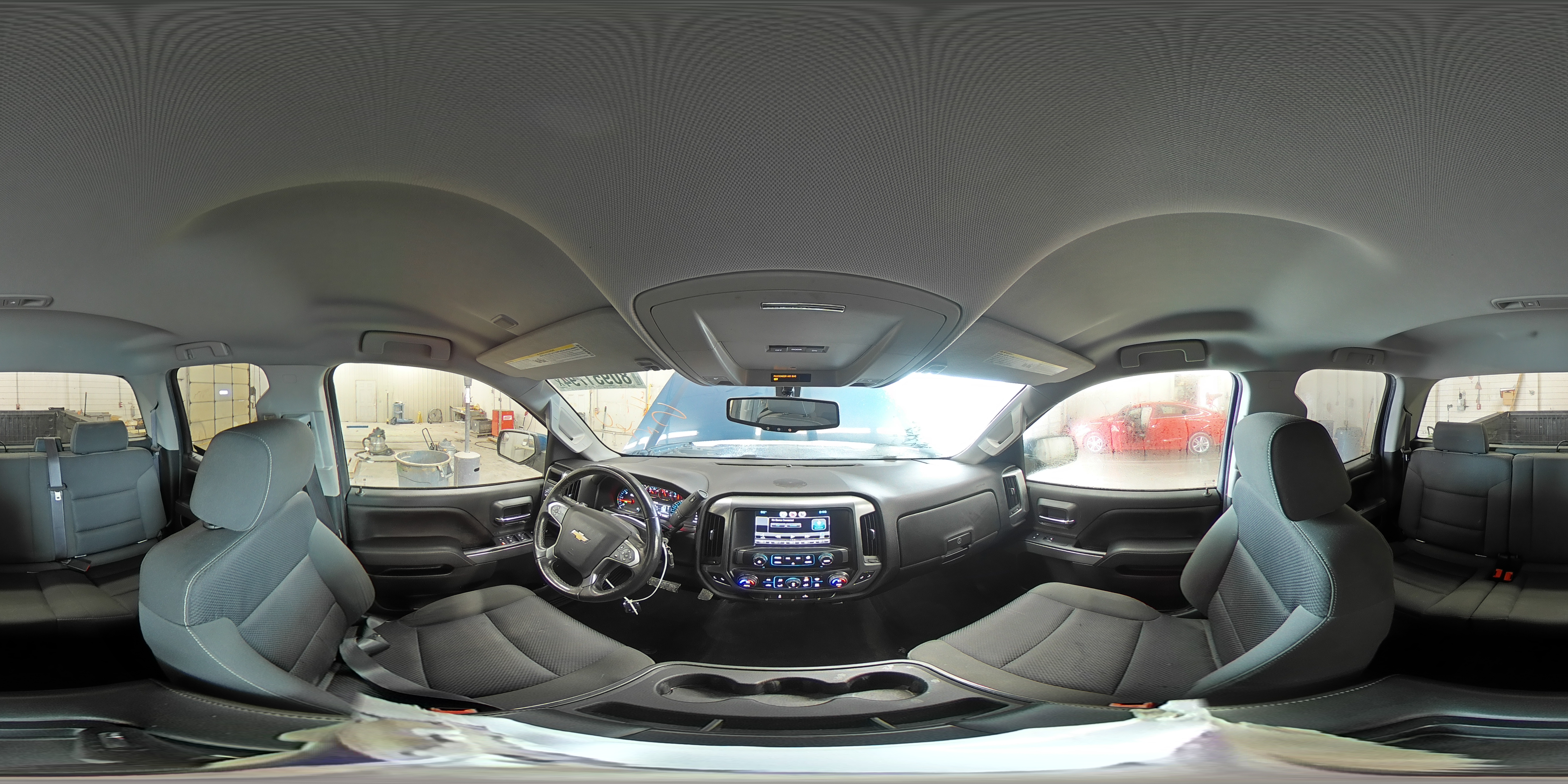 2015 Chevrolet Silverado - Image 16