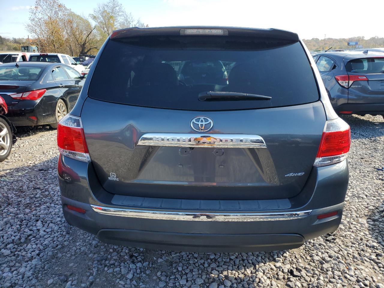 VIN 5TDBK3EH9DS256224 2013 TOYOTA HIGHLANDER no.6