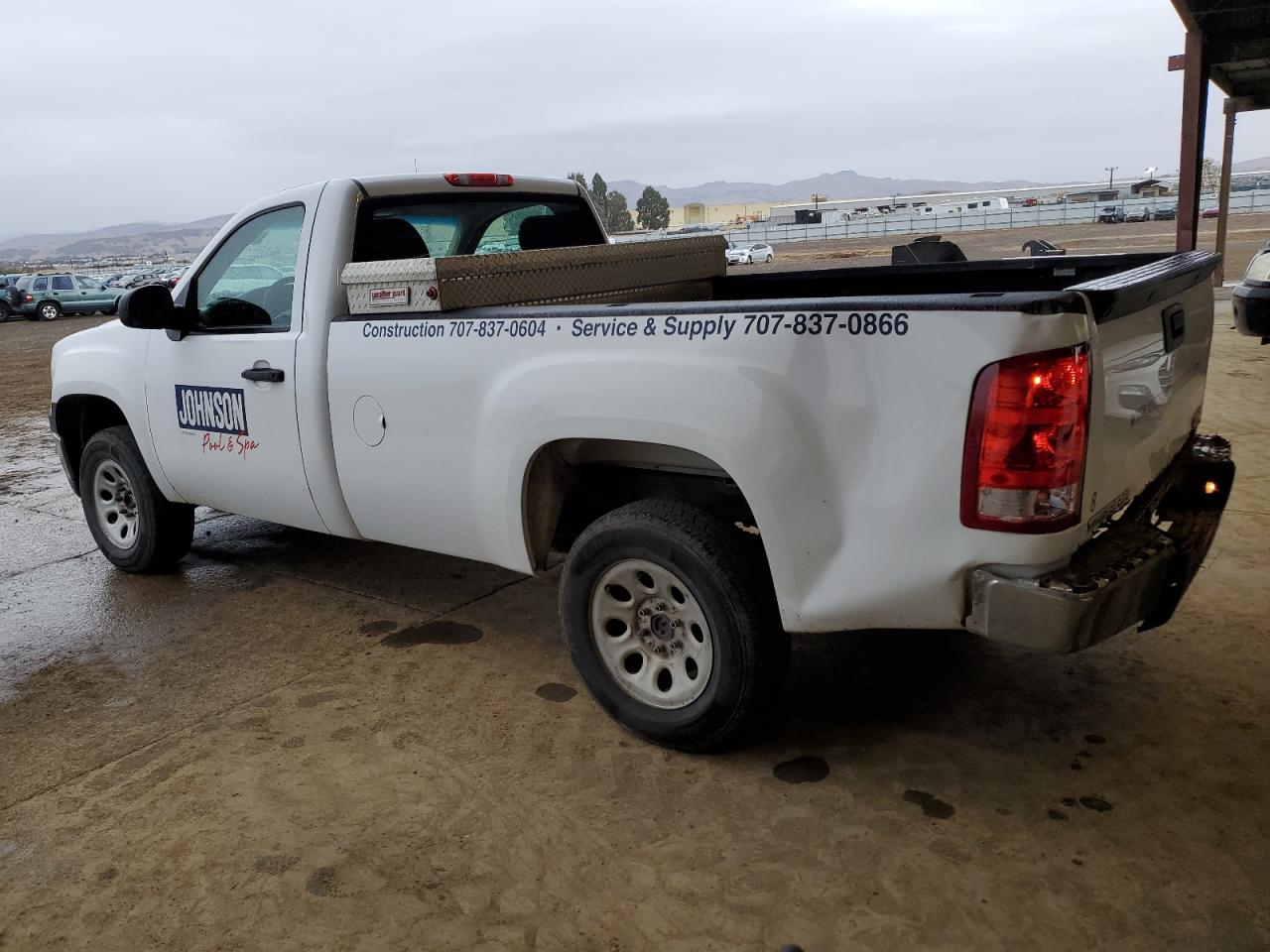 2013 GMC Sierra - Image 2