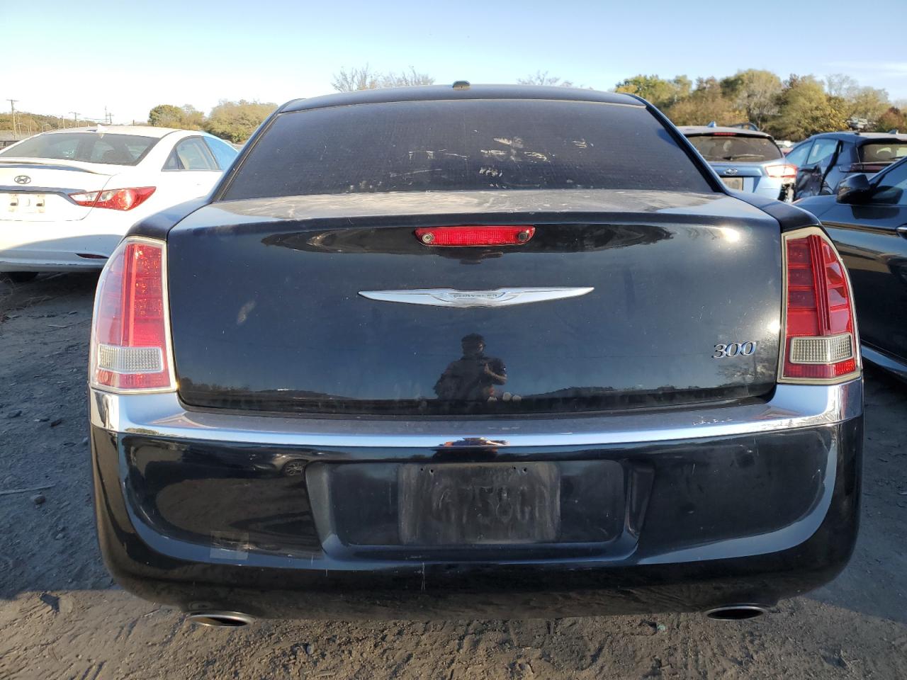 2012 Chrysler 300 - Image 6