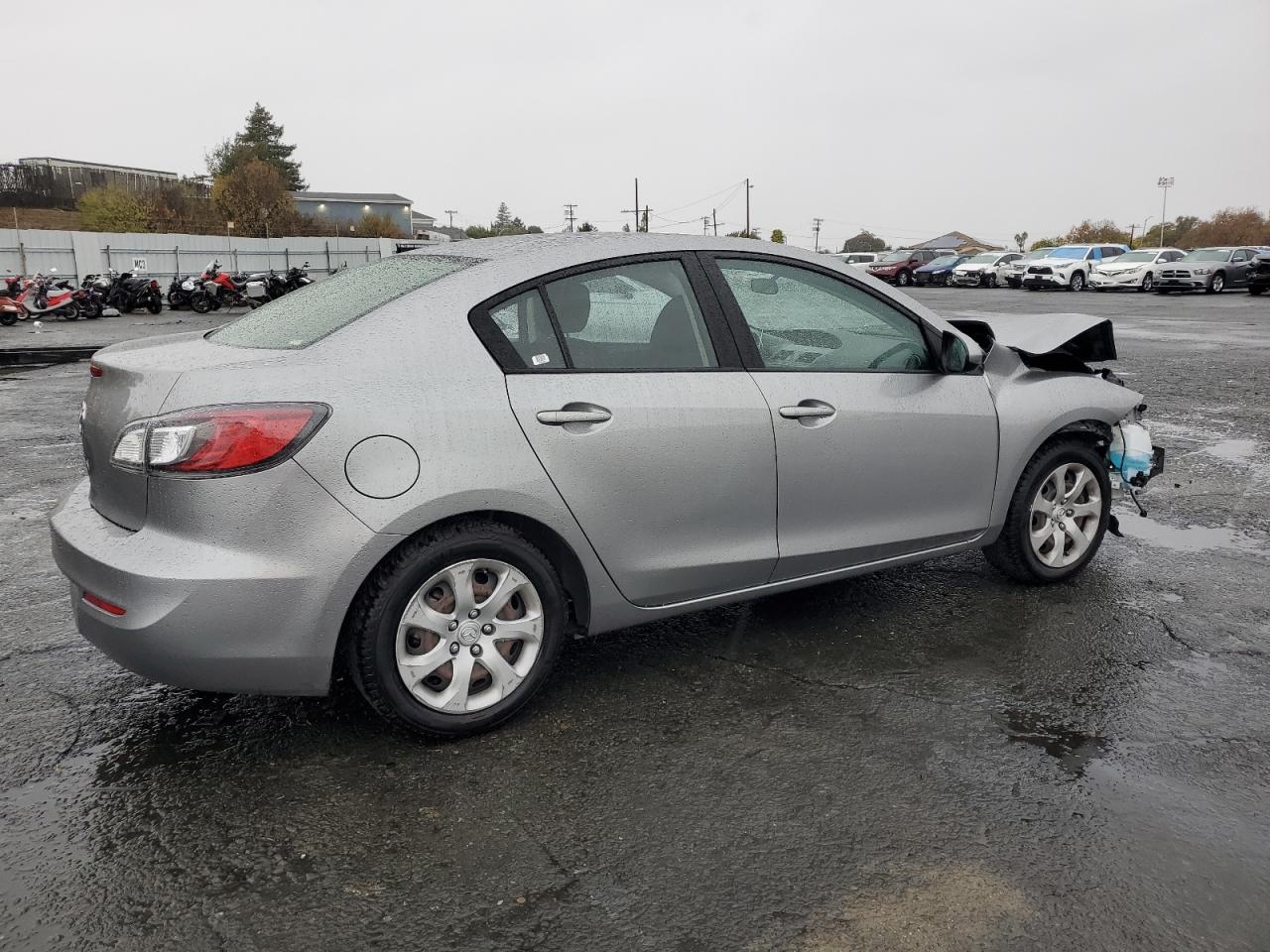 2012 Mazda 3 - Image 3