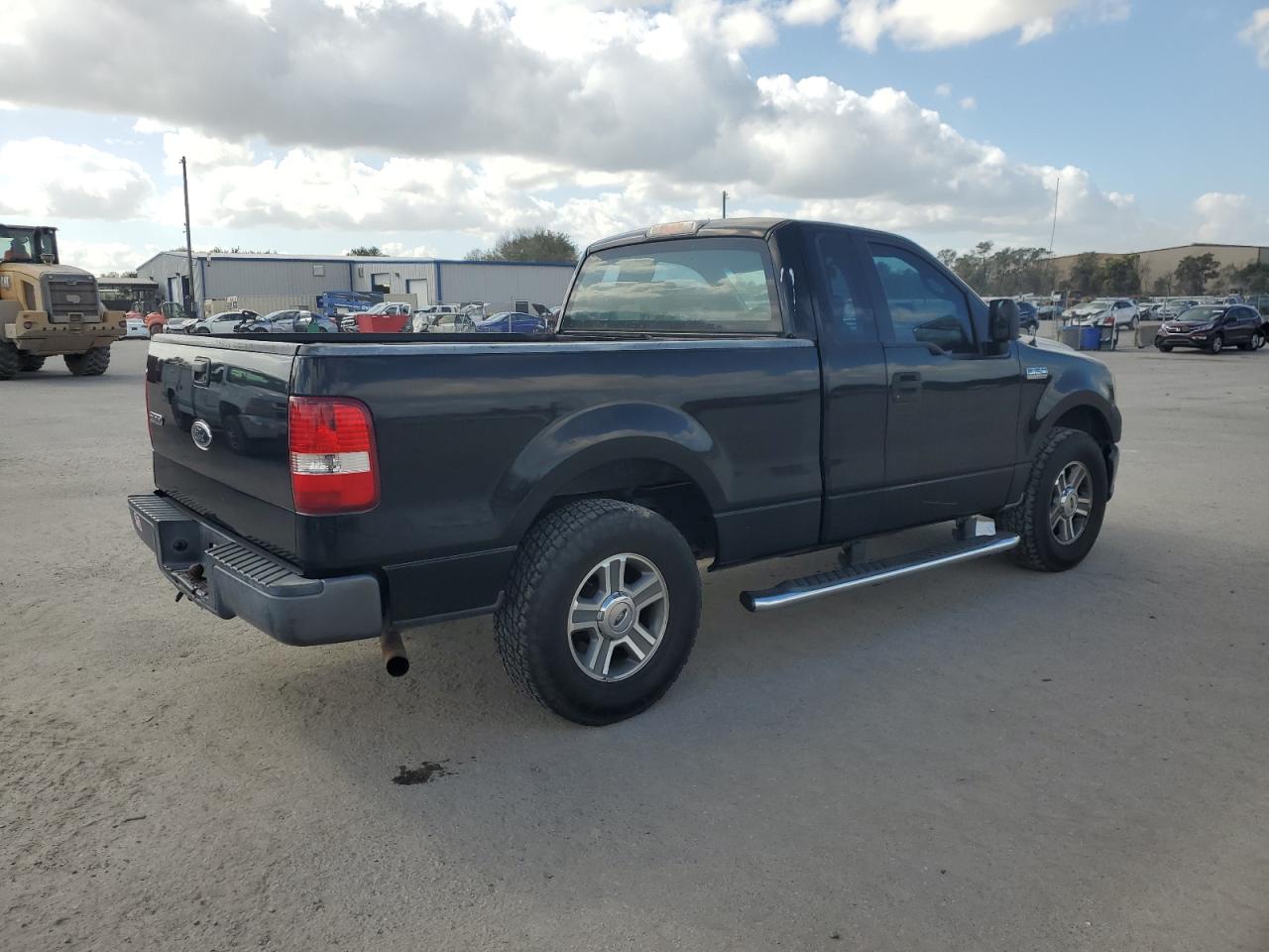 2005 Ford F-150 - Image 3