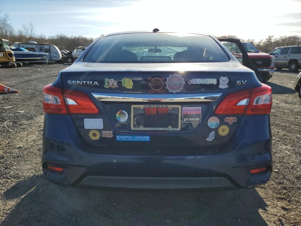 2017 Nissan Sentra - Image 6