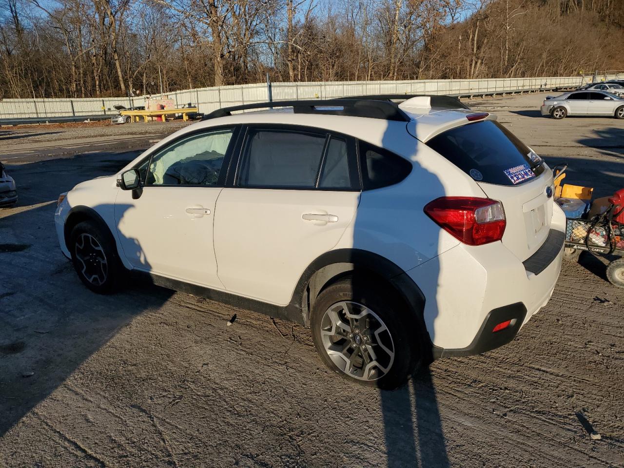 2016 Subaru XV - Image 2