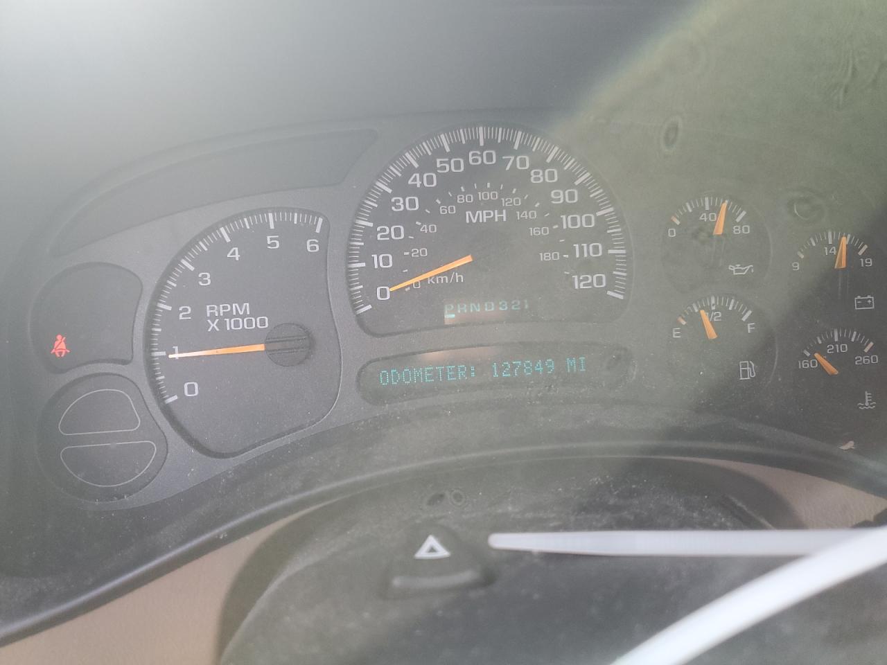 2003 Chevrolet Tahoe - Image 9