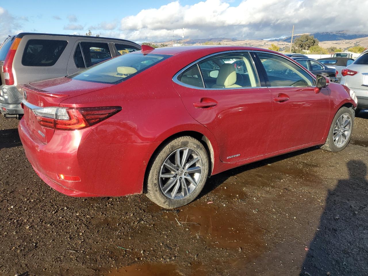 2016 Lexus ES - Image 3