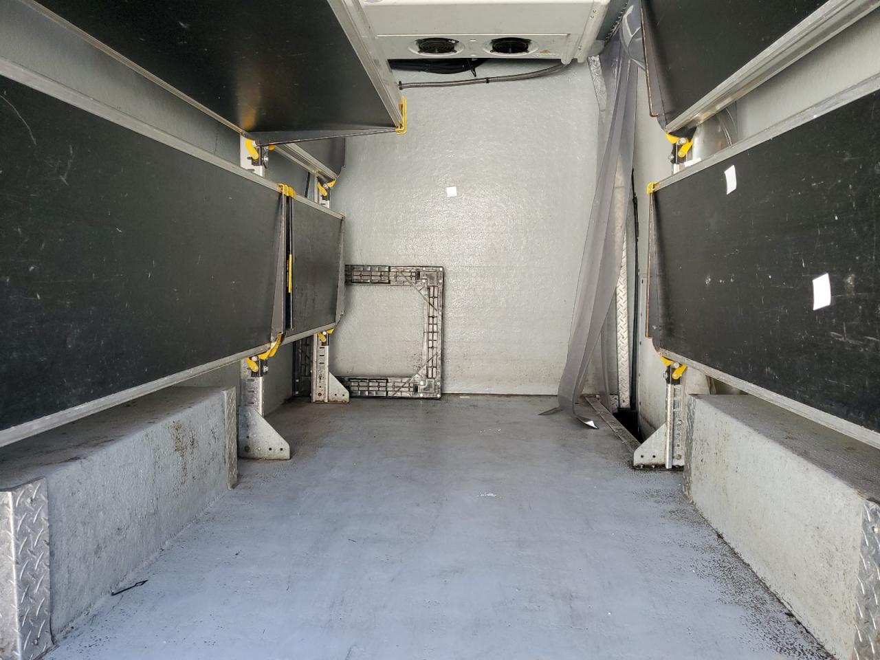 2020 Mercedes-Benz Sprinter - Image 10