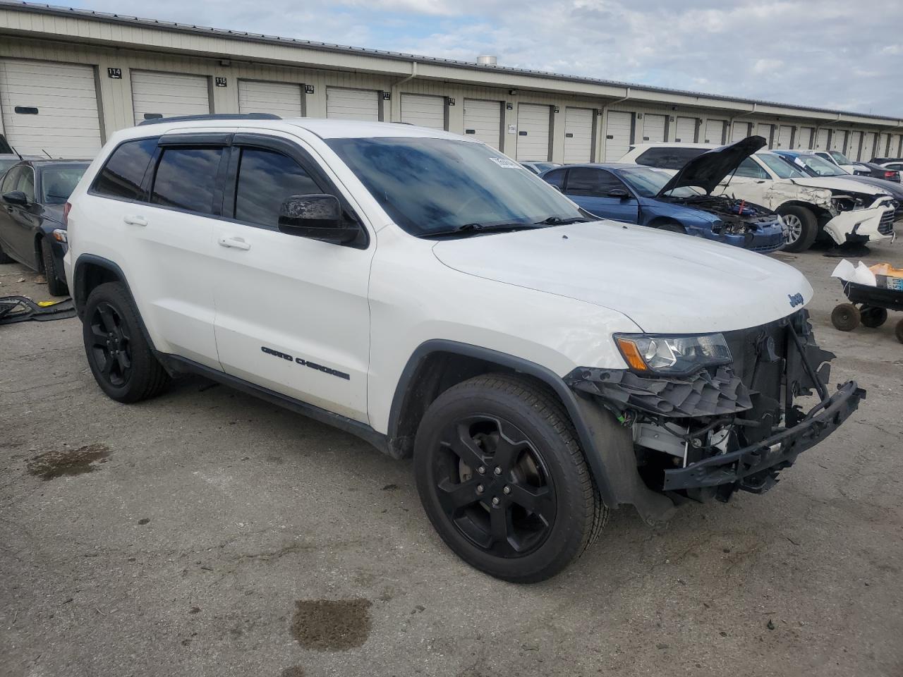 2019 Jeep Grand Cherokee - Image 4