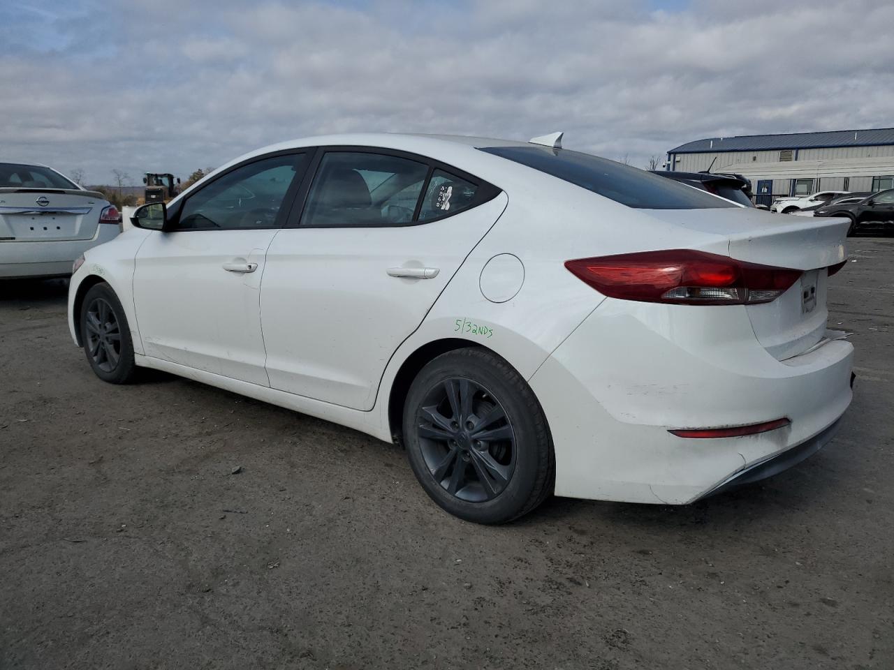 2017 Hyundai Elantra - Image 2