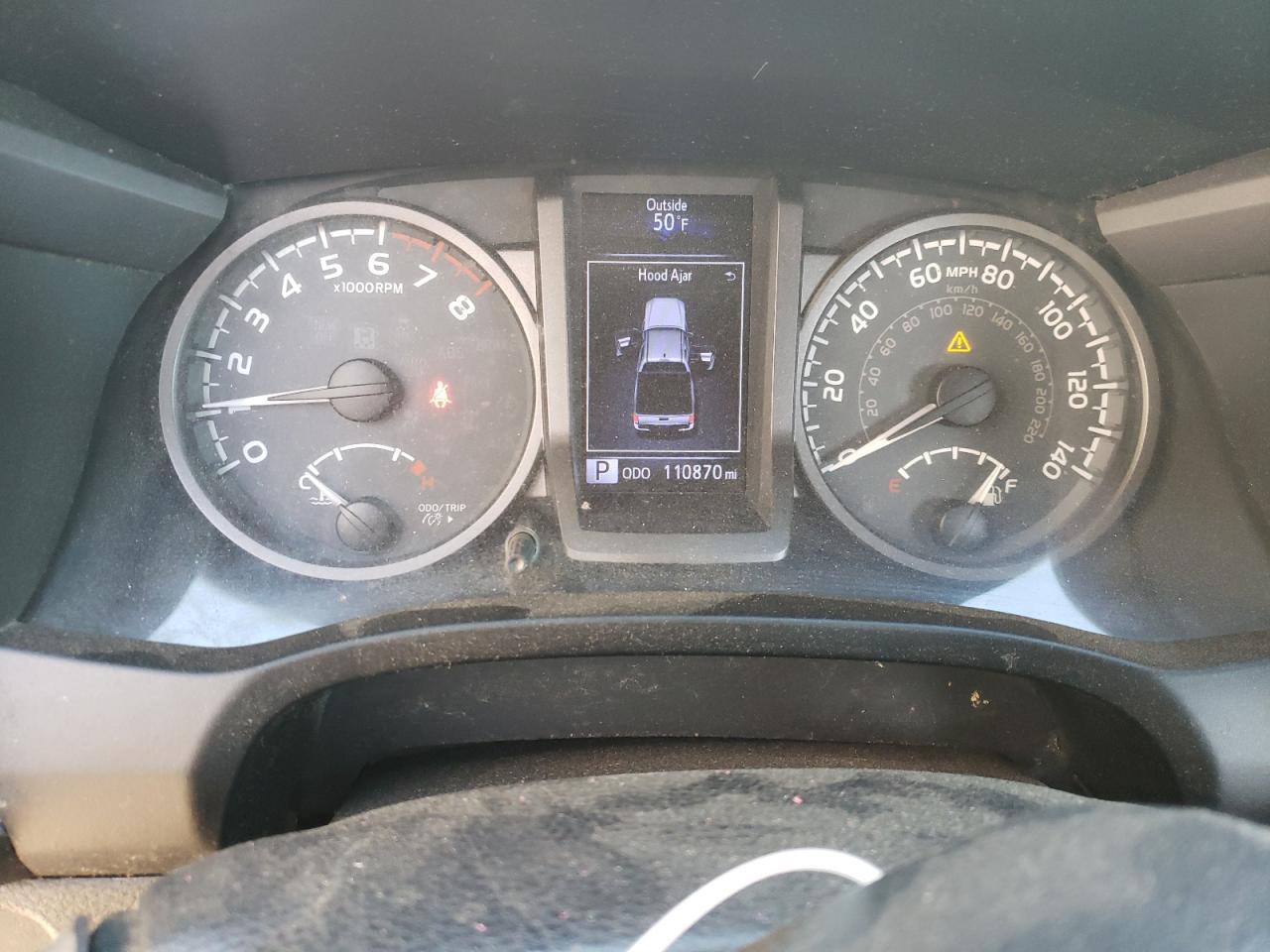 2018 Toyota Tacoma - Image 9