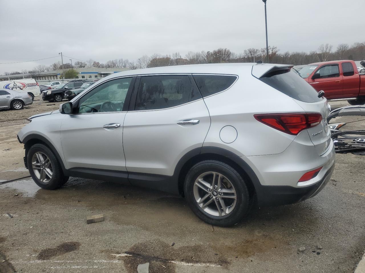 2018 Hyundai Santa Fe - Image 2