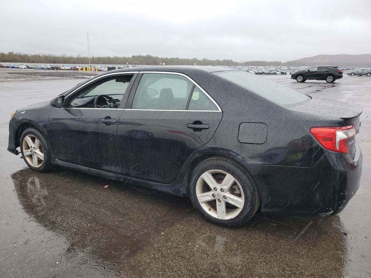 2013 Toyota Camry - Image 2