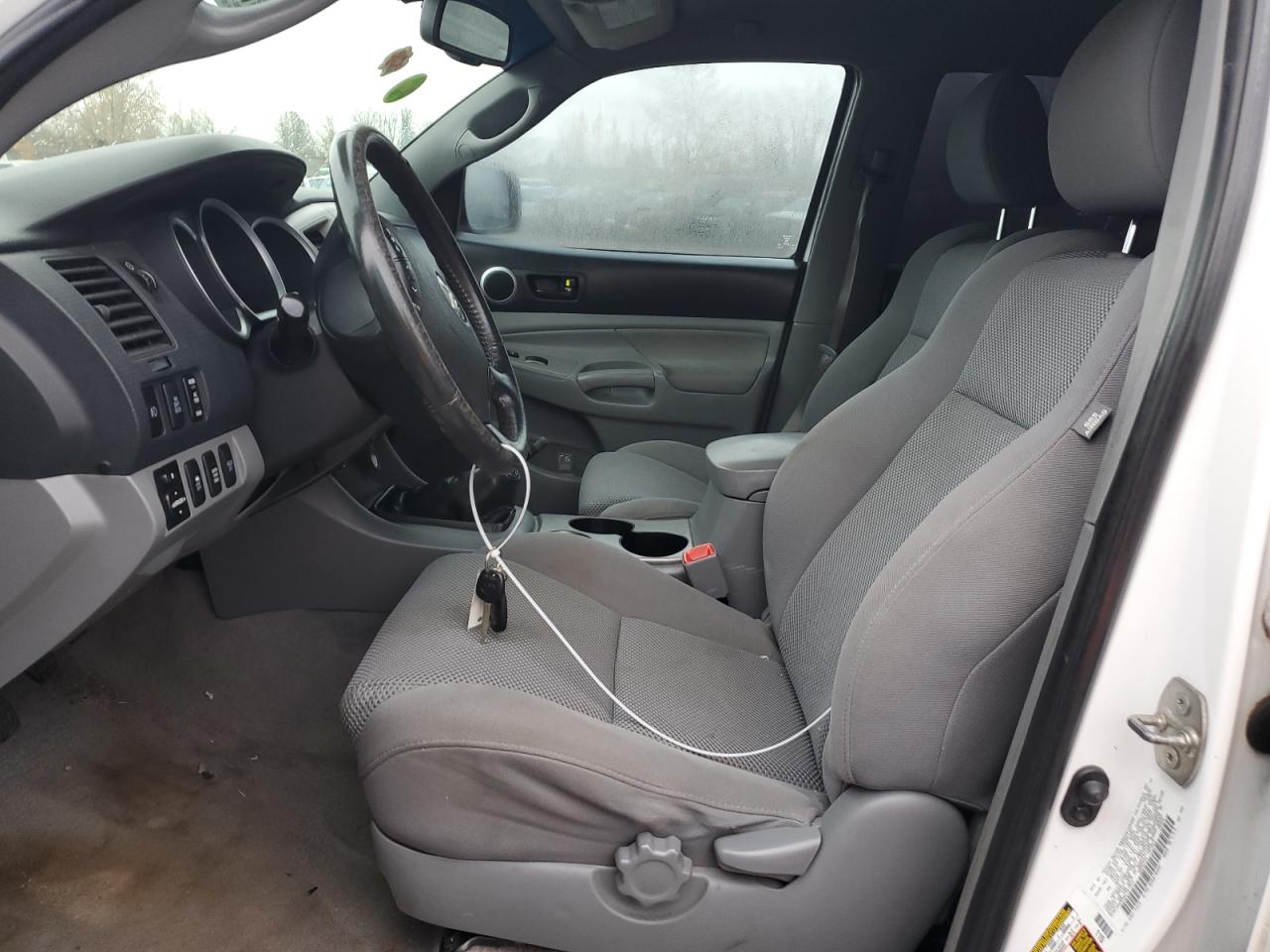 2010 Toyota Tacoma - Image 7