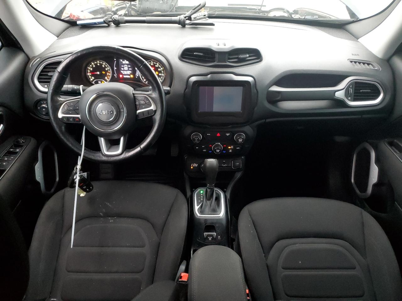 2019 Jeep Renegade - Image 8