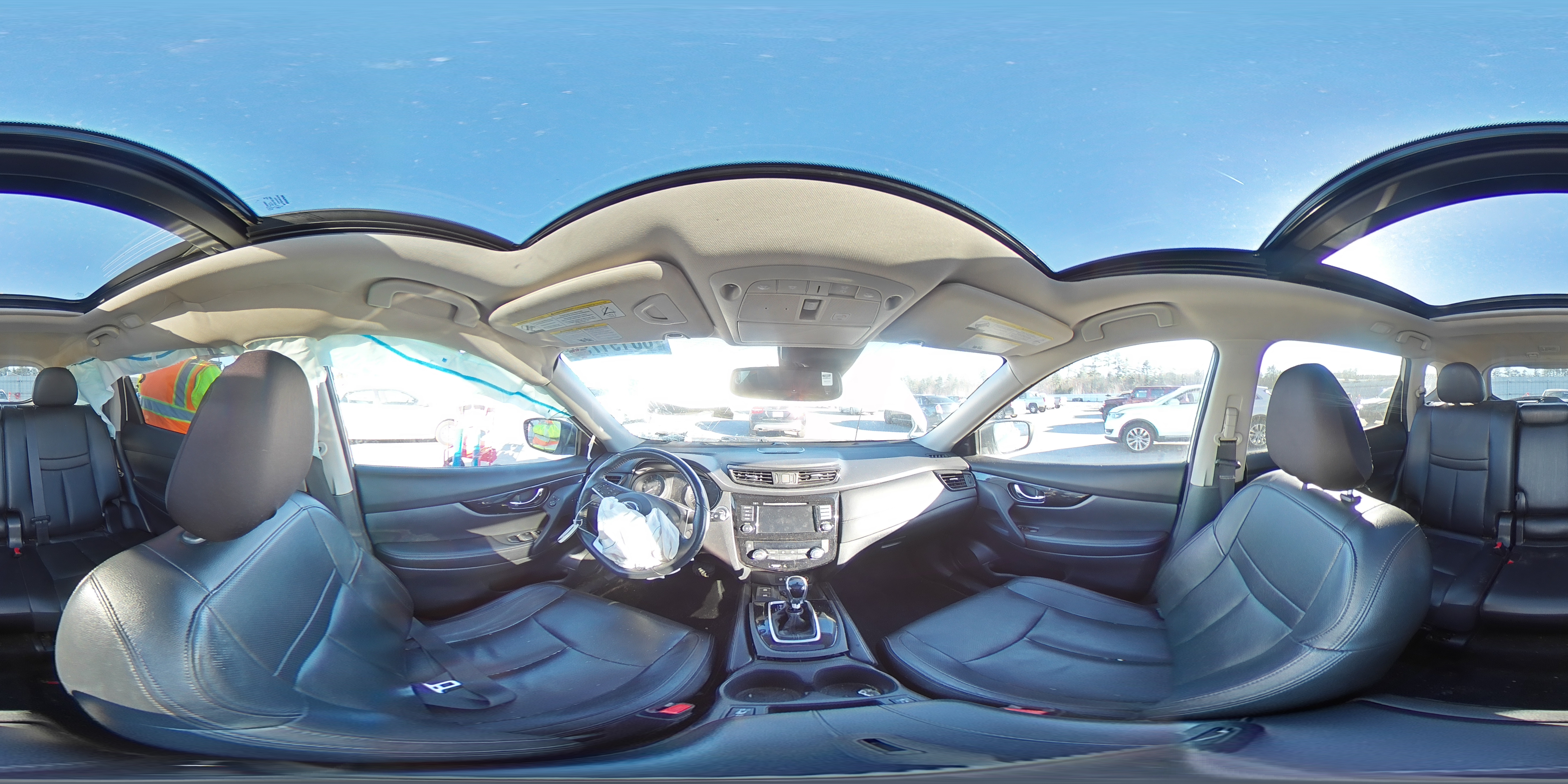 2019 Nissan Rogue - Image 14